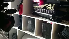 Kitsas ja ujo seksiv ...