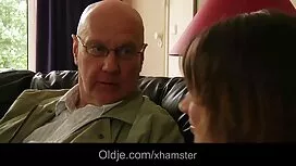 Upea kypsä brunette  ...